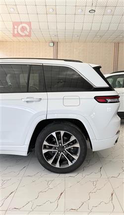 جيب جراند شيروكي